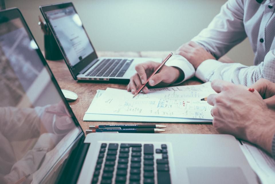 Google Ads mijenja Target CPA i ROAS: što provjeriti odmah? — naslovna slika članka